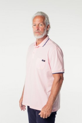 Camisa Polo em Malha Weller com Detalhes na Gola e Punho com Bolso - Rosa