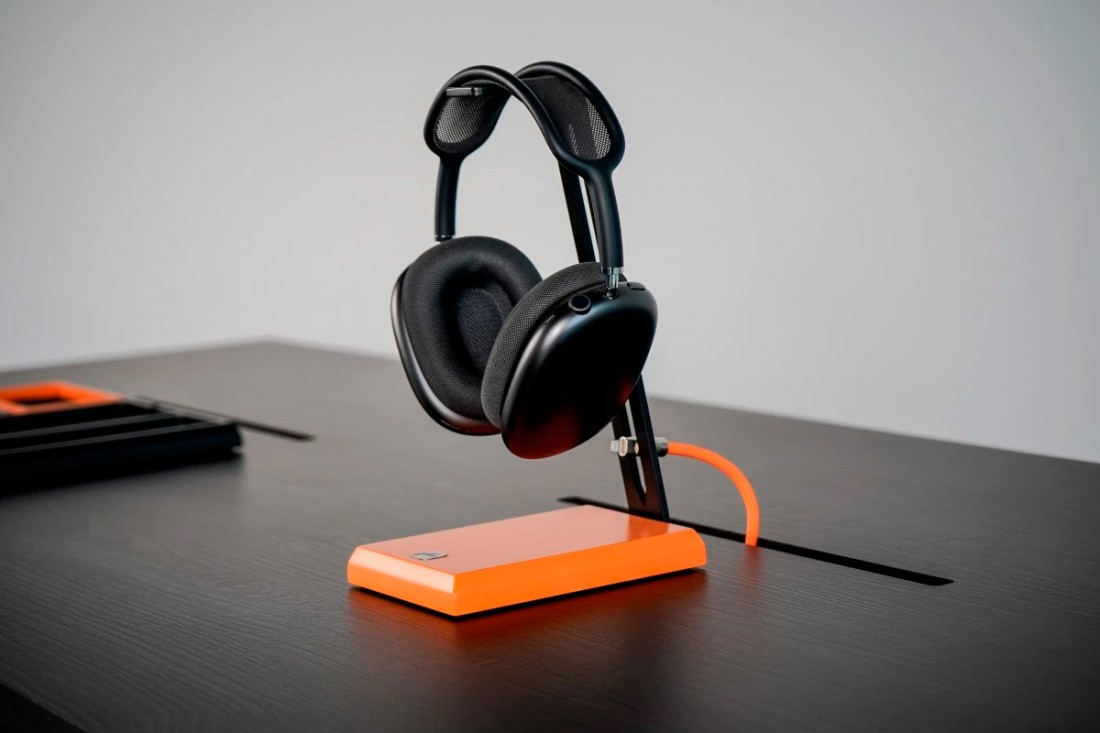 Suporte de Fone Odomae - Preto e Laranja - Móveis Gio