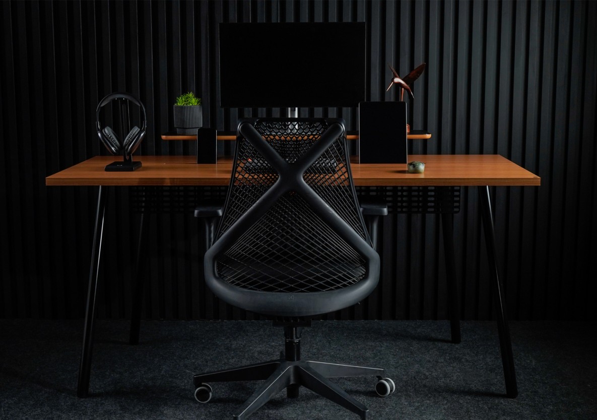 Mesa Office Escrivaninha Nobilis Minimal M2 Freijo/Preto Giopro Mesa Office Escrivaninha Nobilis Minimal M2 Freijo/Preto Giopro