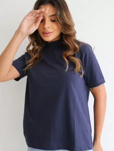Camiseta Feminina  de Algodão Gola Alta e Manga Curta Gisele - Marinho