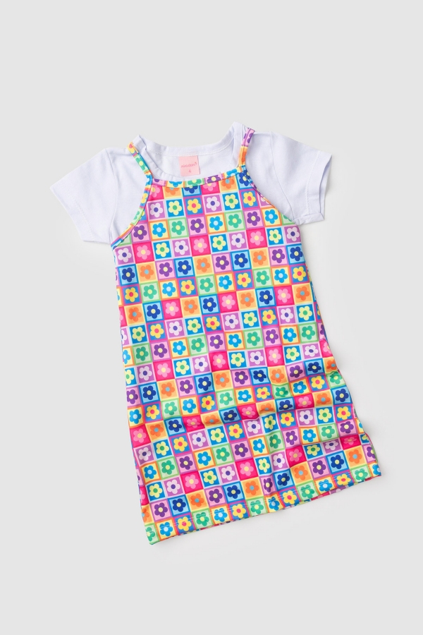 Salopete Infantil Feminina Brincando com As Cores