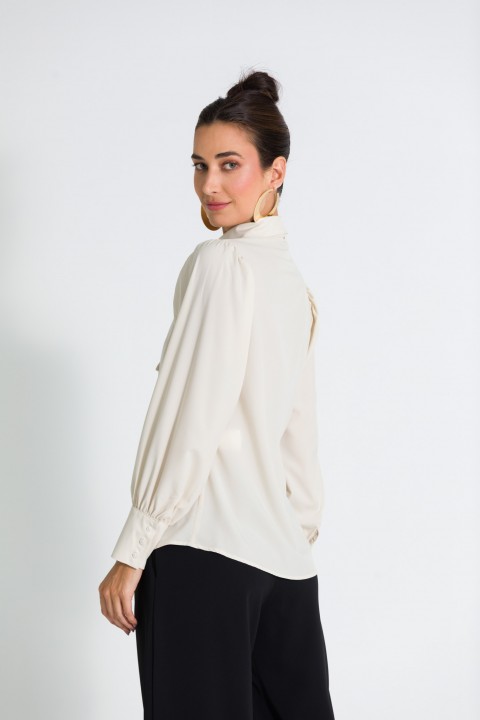 Camisa Tradicional com Laço na Gola de Alfaiataria Feminina Selma  - Bege Quaker - Tlic Rio