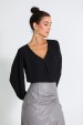 Blusa Manga Longa Gola V com Detalhe na Manga de Alfaiataria Feminina Natalia - Preto- Tlic Rio