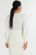 Blusa Manga Longa Gola V com Detalhe na Manga de Alfaiataria Feminina Natalia - Off White- Tlic Rio