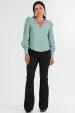Blusa Manga Longa Gola V com Detalhe No Punho de Alfaiataria Feminina Layla - Azul - Tlic Rio