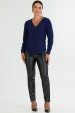 Blusa Manga Longa Gola V com Detalhe  Frontal de Alfaiataria Feminina Nubia - Azul - Tlic Rio