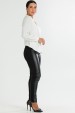 Blusa Manga Longa Gola V com Detalhe  Frontal de Alfaiataria Feminina Nubia - Off White  - Tlic Rio