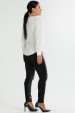 Blusa Manga Longa Gola V com Detalhe  Frontal de Alfaiataria Feminina Nubia - Off White  - Tlic Rio