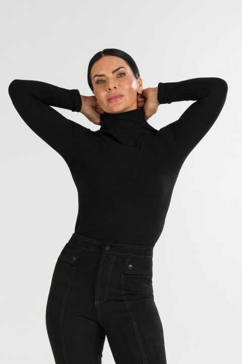 Blusa Manga Longa com Gola Alta de Alfaiataria Feminina Kezia - Preto - Tlic Rio