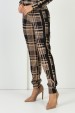 Calça Jogger Feminina em Malha Xadrez Cibelle - Xadrez Camel - Tlic Rio
