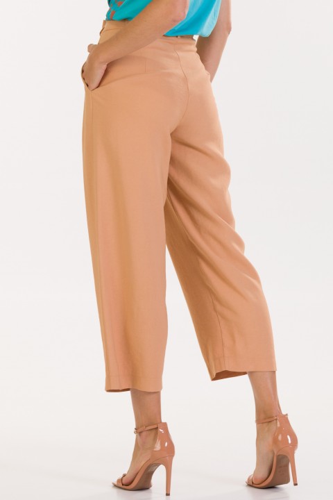 Calça Pantacourt de Alfaiataria Feminina Amapola - Camel Clay - Tlic Rio